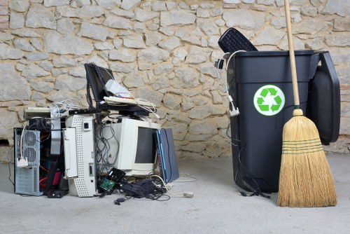 Benefits of hiring a professional home clearance service