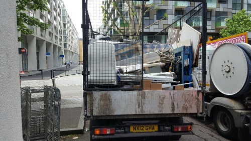 Local Council Waste Collection in Stoke Newington
